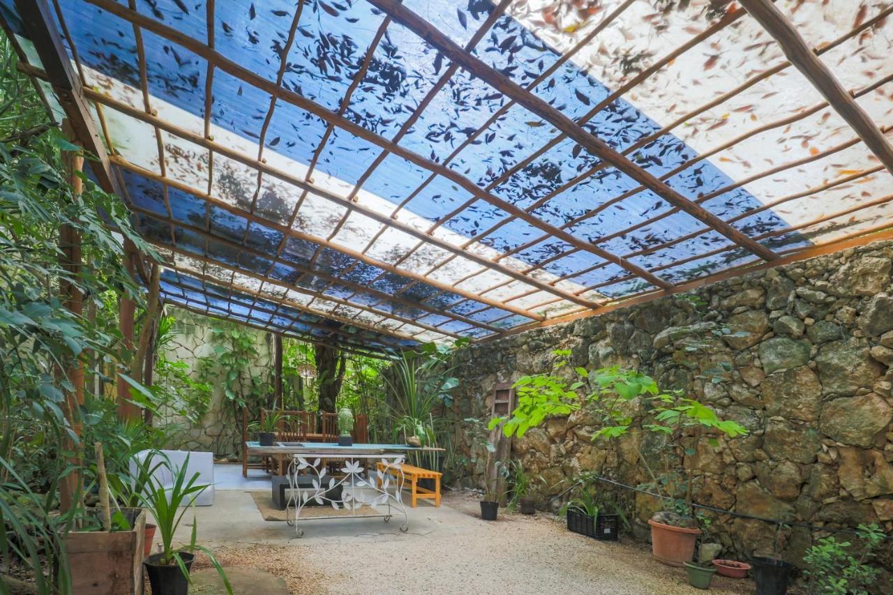 Guest House La Aldea Holistic Experience Cancun Exterior photo