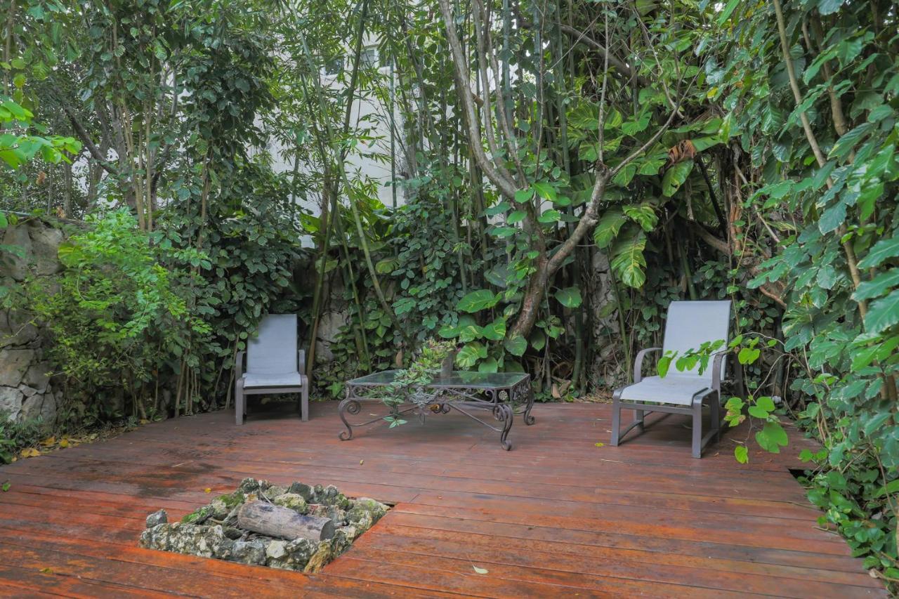 Guest House La Aldea Holistic Experience Cancun Exterior photo