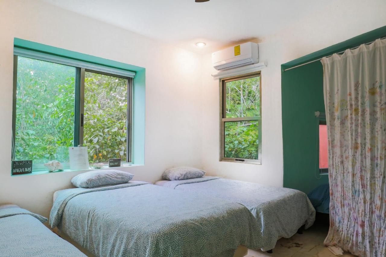 Guest House La Aldea Holistic Experience Cancun Exterior photo